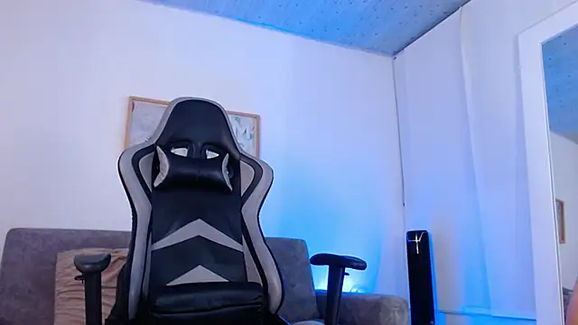 estebandelouis online show from 13, 4, 2026