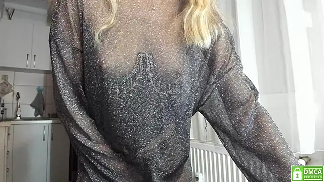 Anahi1993 online show from 23, 12, 2025