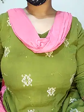 Snapshot of Nilanjona-Ray chatting on 2, 2, 2026 Nilanjona-Ray online show from 2, 2, 2026