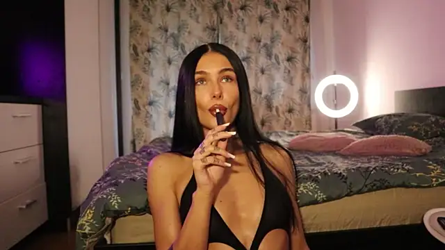 IvyKaelani online show from 26, 11, 2025