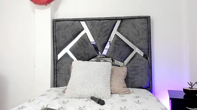 Domina0 online show from 10, 3, 2026