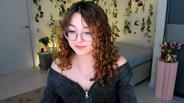 SereneFlame online show from 29, 4, 2026