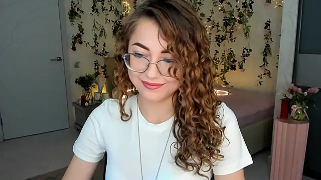 SereneFlame online show from 25, 5, 2026