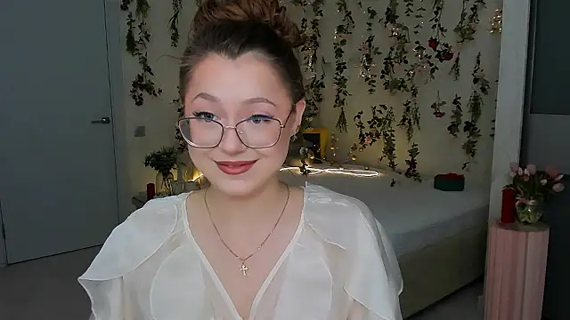 SereneFlame online show from 23, 3, 2026