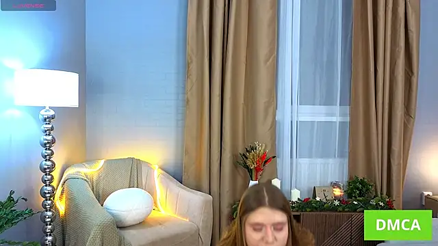 AlisiaSpinnet  online show from 13, 1, 2026