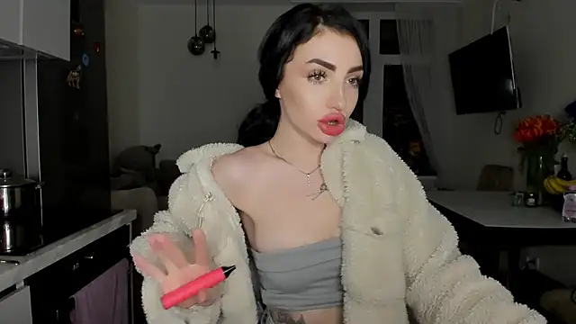 NancyLovee  online show from 18, 4, 2026