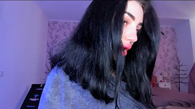 NancyLovee  online show from 2, 6, 2026