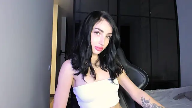 NancyLovee  online show from 11, 10, 2025