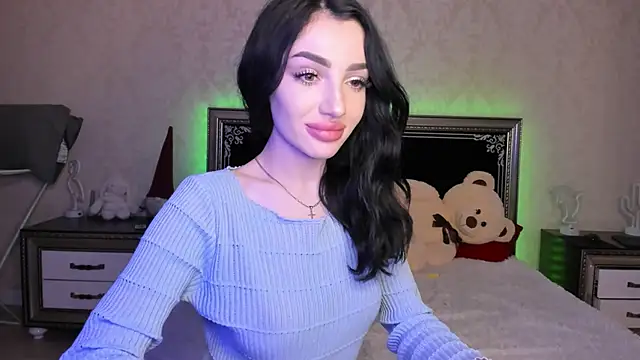 NancyLovee  online show from 21, 3, 2025