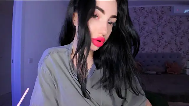 NancyLovee  online show from 6, 7, 2026