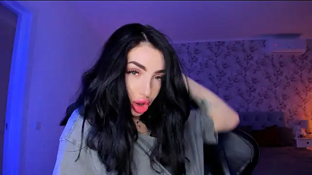 NancyLovee  online show from 1, 7, 2026