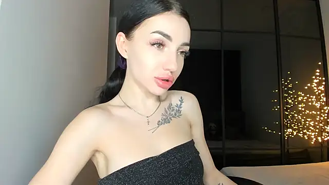 Snapshot of NancyLovee_ chatting on 30, 11, 2025 NancyLovee online show from 30, 11, 2025