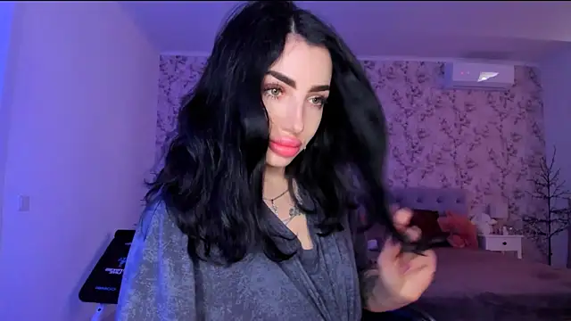 NancyLovee  online show from 9, 6, 2026