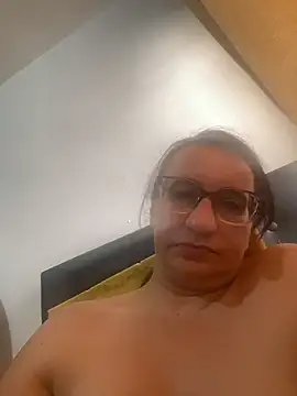 Snapshot of gloria7v05 chatting on 17, 1, 2026 gloria7v05 online show from 17, 1, 2026