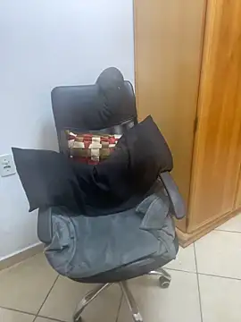 Snapshot of gloria7v05 chatting on 18, 2, 2026 gloria7v05 online show from 18, 2, 2026