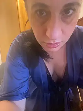 Snapshot of gloria7v05 chatting on 15, 2, 2026 gloria7v05 online show from 15, 2, 2026