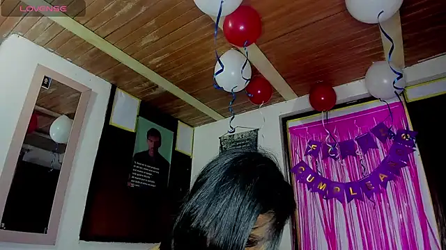 Nenita Hot  online show from 25, 9, 2025