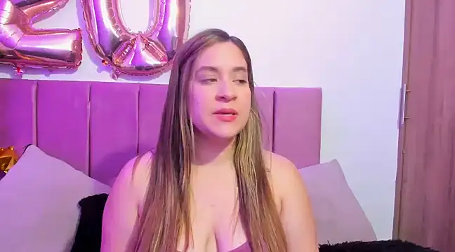 EmmyGray online show from 18, 12, 2024