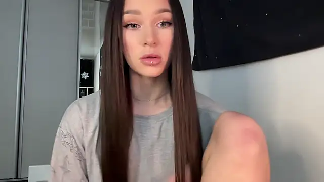 ur molly online show from 19, 1, 2026