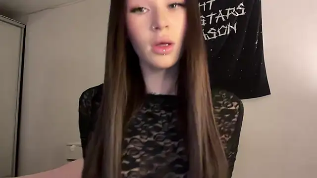 ur molly online show from 3, 4, 2026