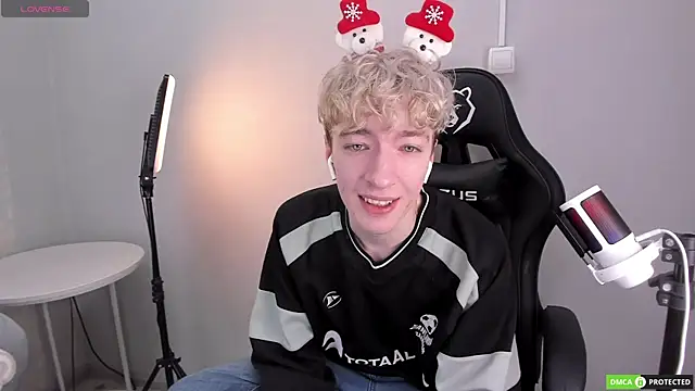 TrevorBenson online show from 19, 12, 2025