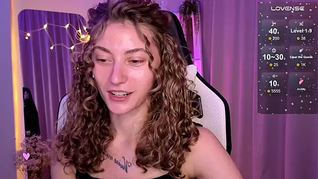 lady curls online show from 9, 3, 2025