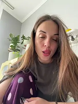 AmiLavs online show from 14, 4, 2026