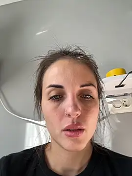 AmiLavs online show from 15, 9, 2025