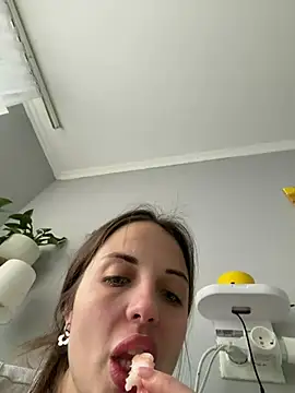AmiLavs online show from 18, 4, 2026
