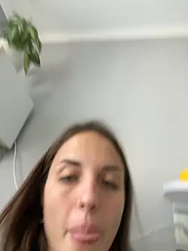 AmiLavs online show from 12, 9, 2025