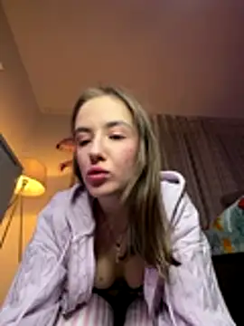 EmilyWi  online show from 15, 12, 2025