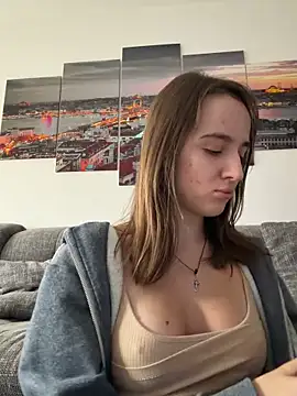 EmilyWi  online show from 14, 11, 2025