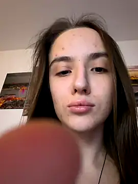 EmilyWi  online show from 3, 11, 2025