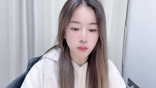 chloe-01 online show from 30, 12, 2024