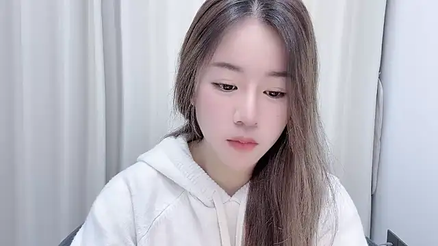 chloe-01 online show from 27, 12, 2024