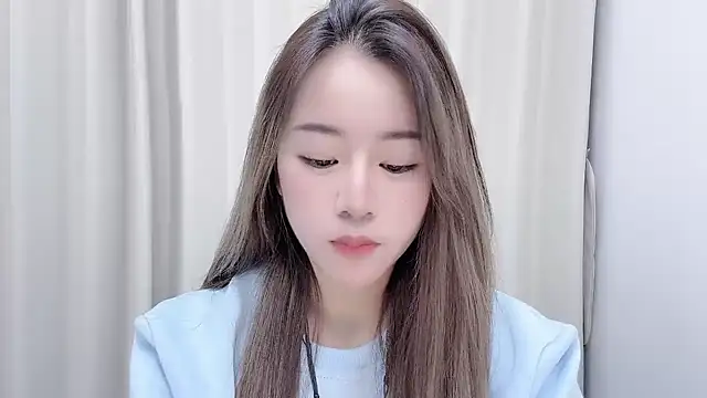 chloe-01 online show from 29, 12, 2024