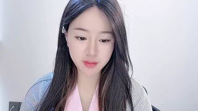 chloe-01 online show from 22, 11, 2025