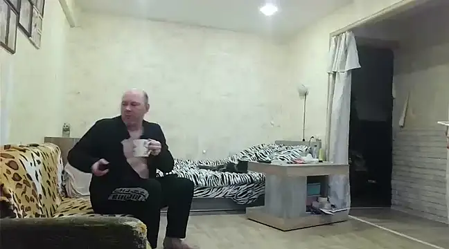 Snapshot of AgnichBan chatting on 1, 3, 2025 AgnichBan online show from 1, 3, 2025