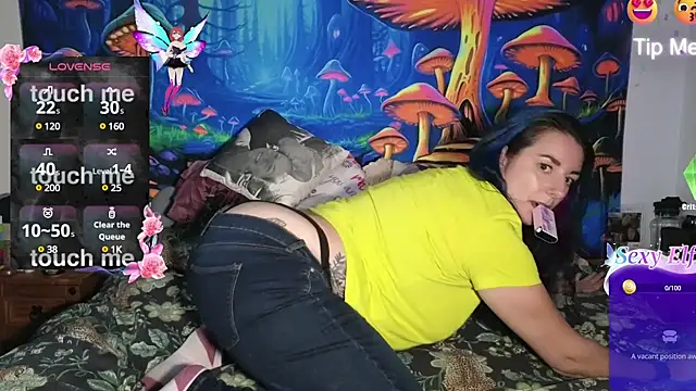 tattoomilf86 online show from 3, 2, 2025