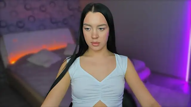 AlannaMiless online show from 1, 2, 2025