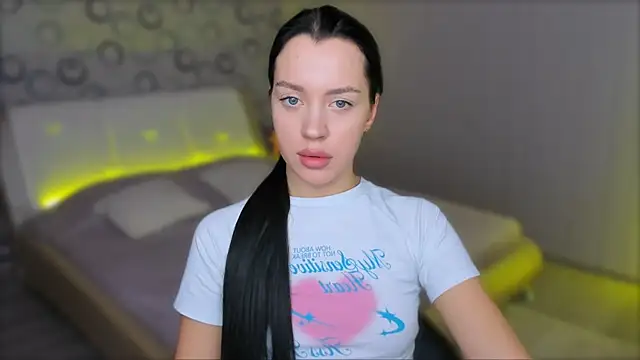 AlannaMiless online show from 19, 1, 2025