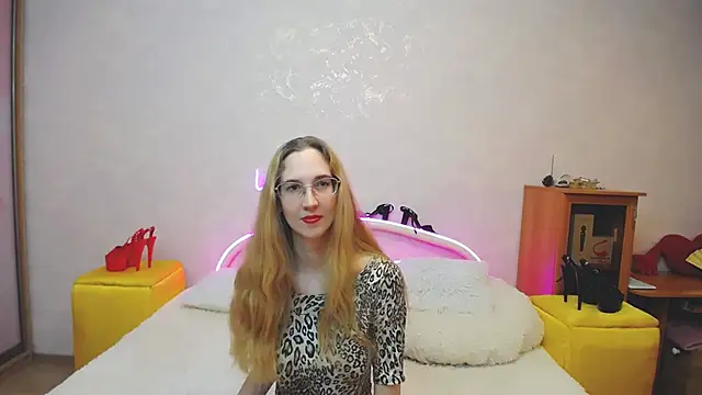 KlaryBrait online show from 7, 3, 2025