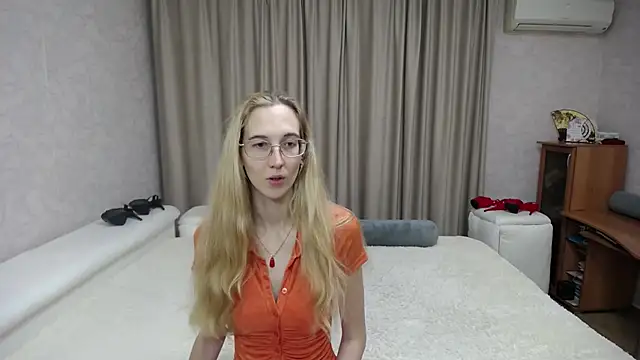 KlaryBrait online show from 30, 11, 2025