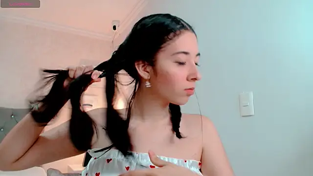 brooklove doll online show from 29, 9, 2025