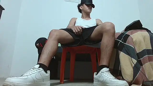 Macho Dom online show from 11, 4, 2026