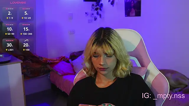 HiScarlett online show from 2, 10, 2025