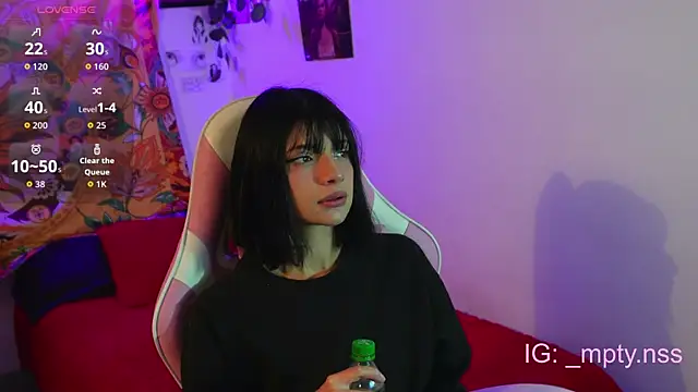 HiScarlett online show from 11, 11, 2025