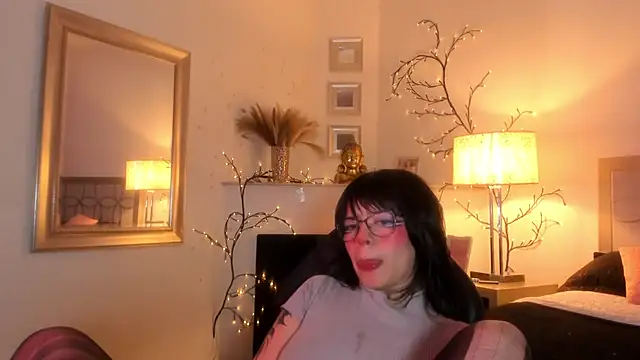 NattashaHotson online show from 8, 2, 2025