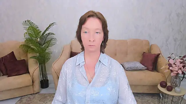 Snapshot of ExcitingYou chatting on 1, 2, 2025 ExcitingYou online show from 1, 2, 2025