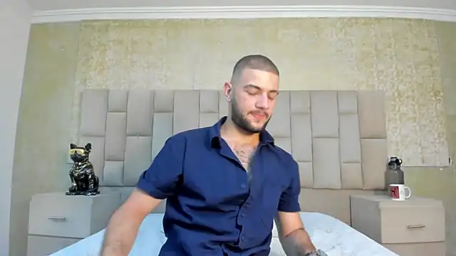 Snapshot of MaximusDick1_ chatting on 21, 11, 2025 MaximusDick1 online show from 21, 11, 2025